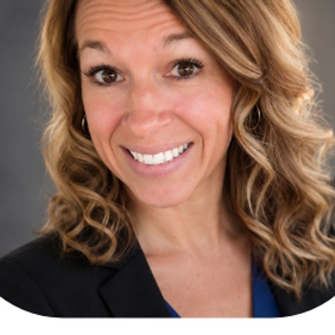Lindy Combe portrait